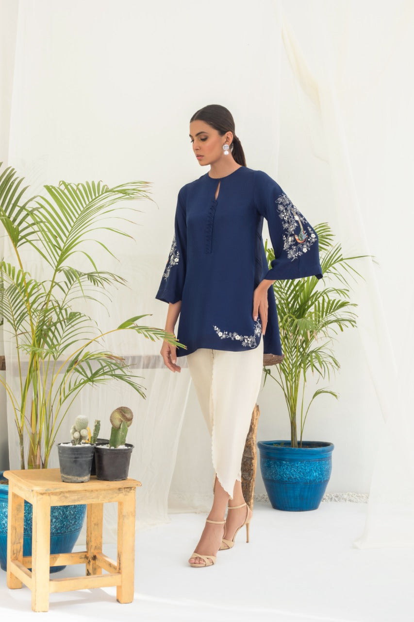 Embroidered Short Raw Silk kurta And Tulip Shalwar