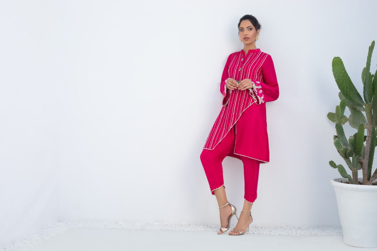 Rawsilk Overlap Kurta With Panwaar 1
