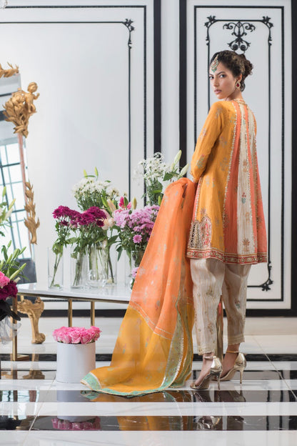 Undertones Khaadi Silk Angharka