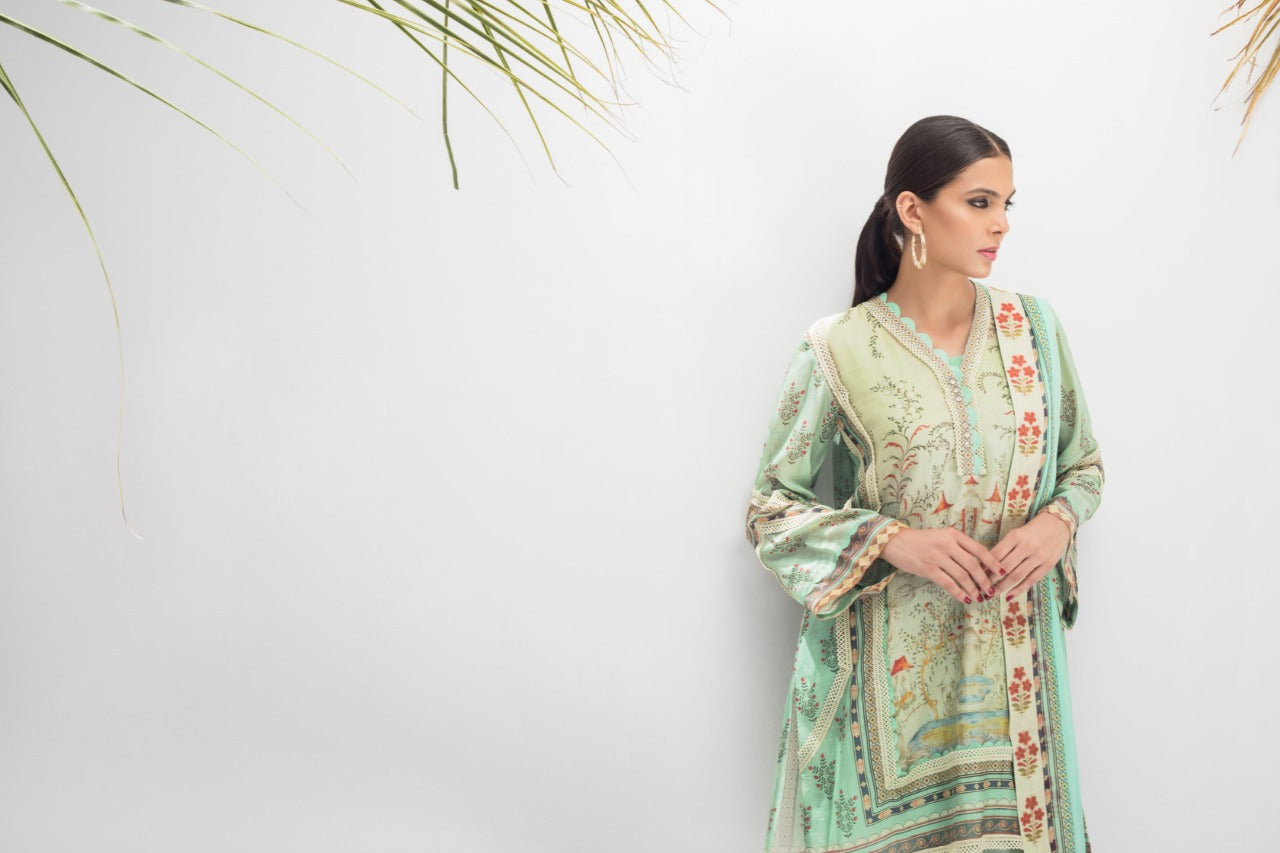 Asymmetric embroidered kurta and trousers with Dupatta