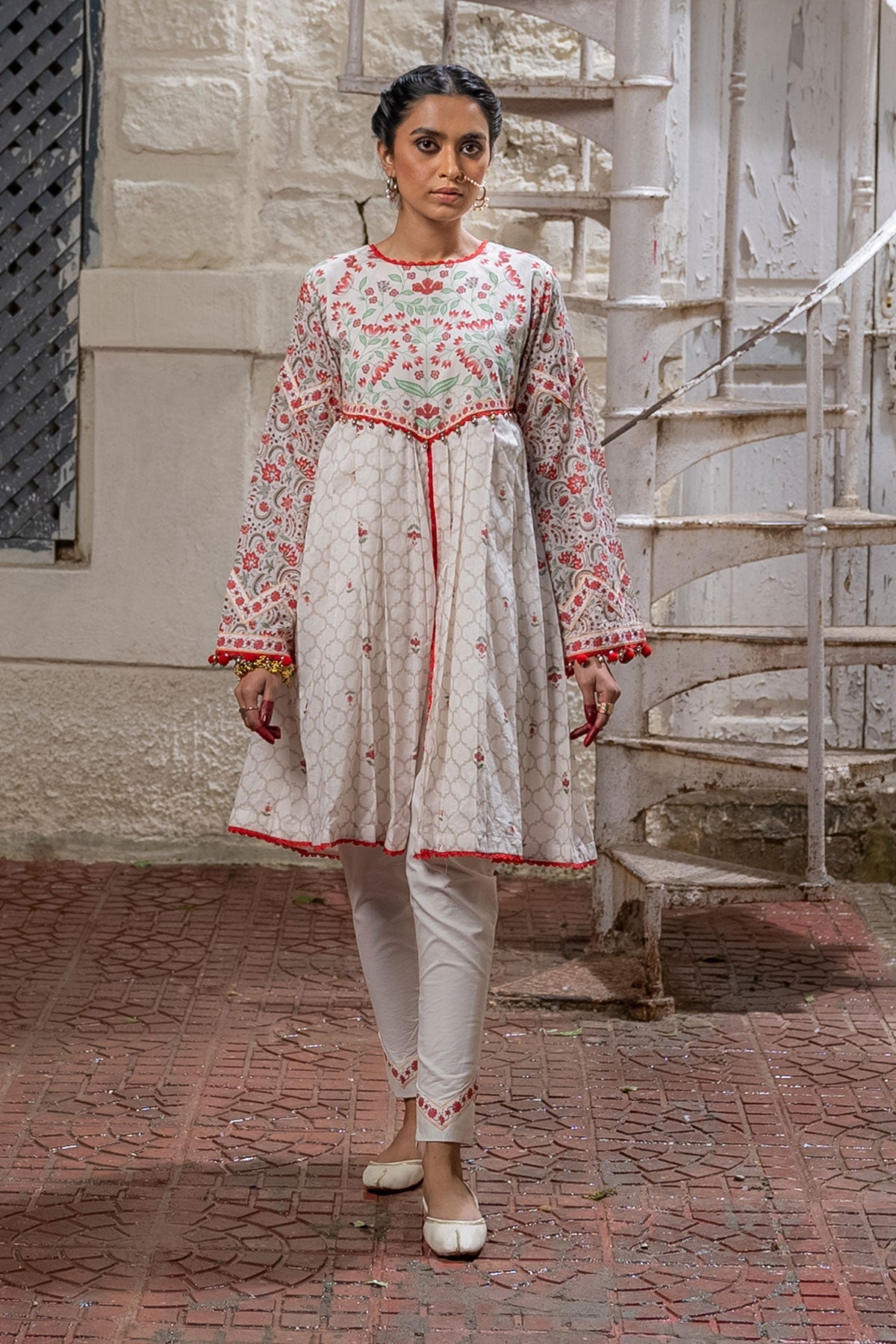 1 Pc Printed Lawn Shirt With Yoke