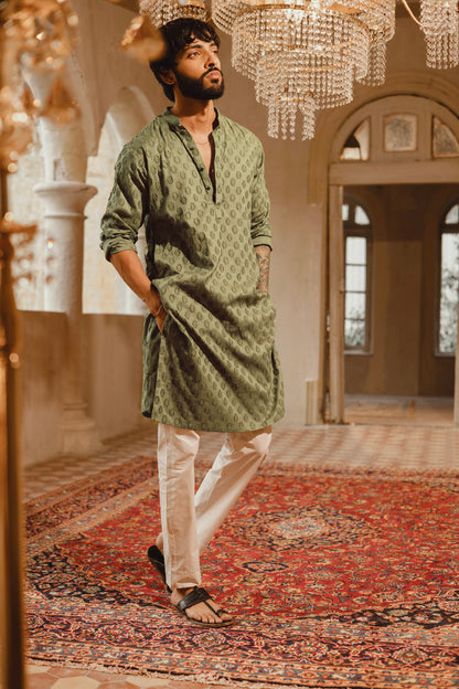 Dyed Jacquard Kurta
