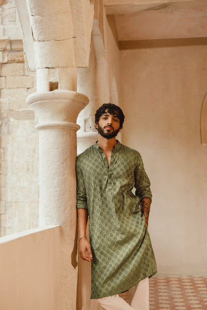 Dyed Jacquard Kurta