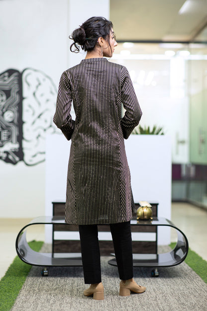 Eraj Hussain - Wednesday Team Meetings - Black - Stitched