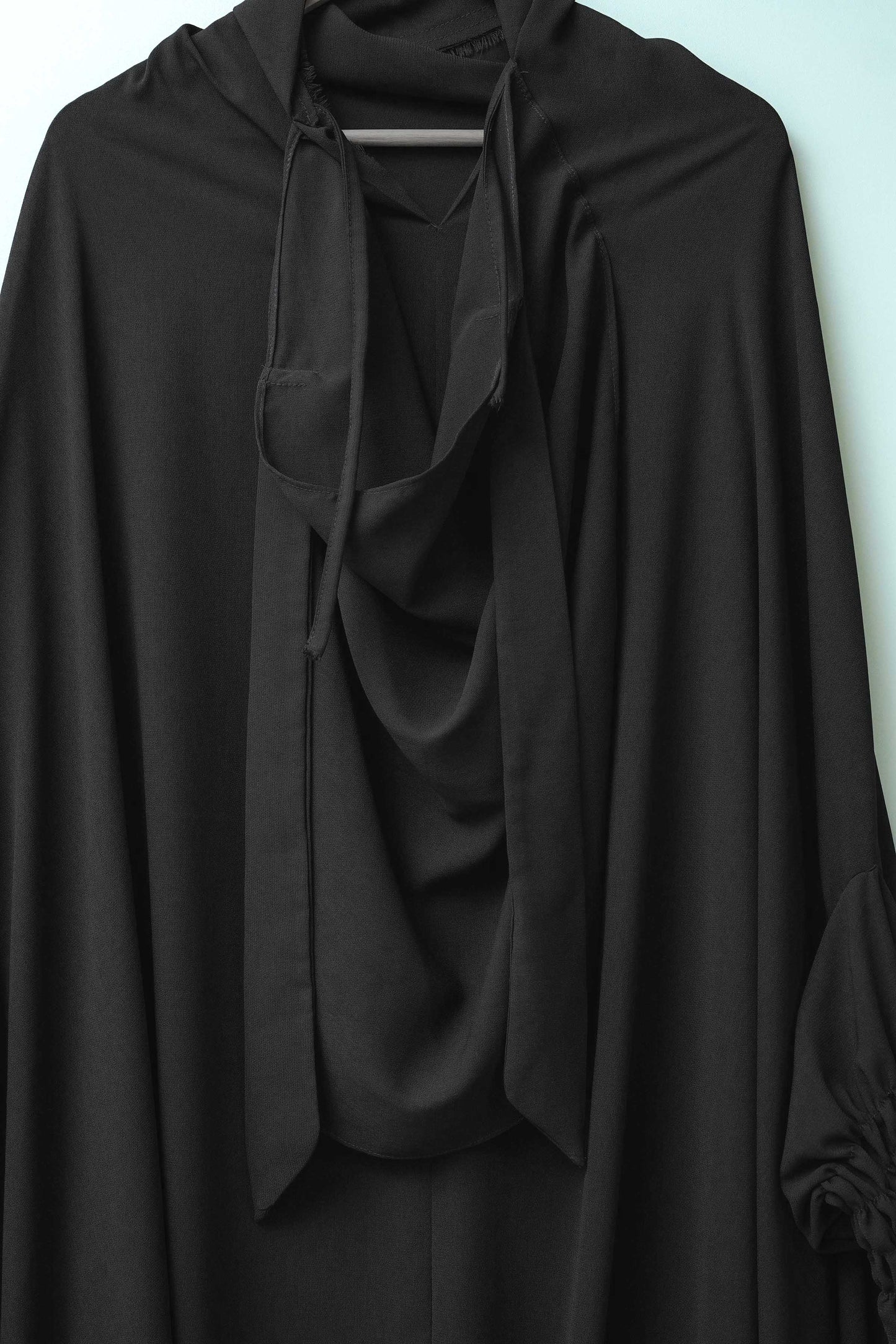 Bustangi - Black Rose Khimar