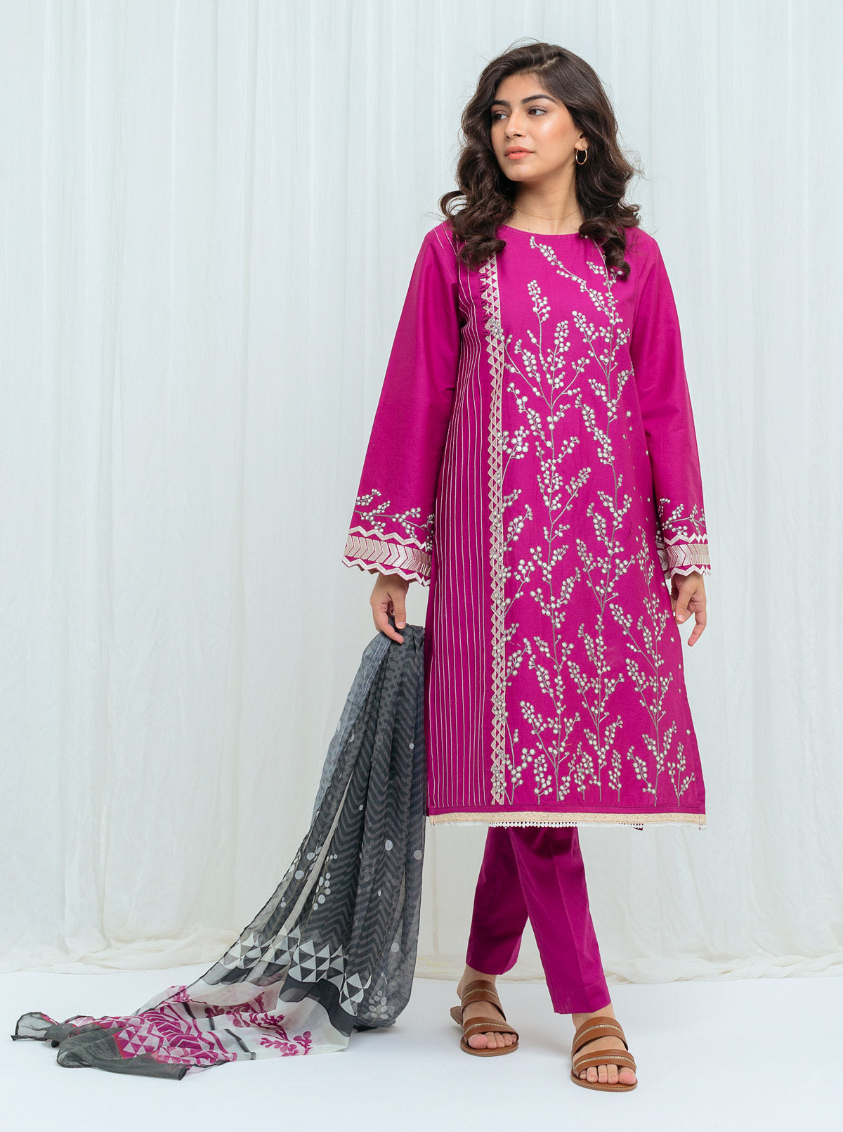 Beechtree - Floral Jardin -Embroidered-2P