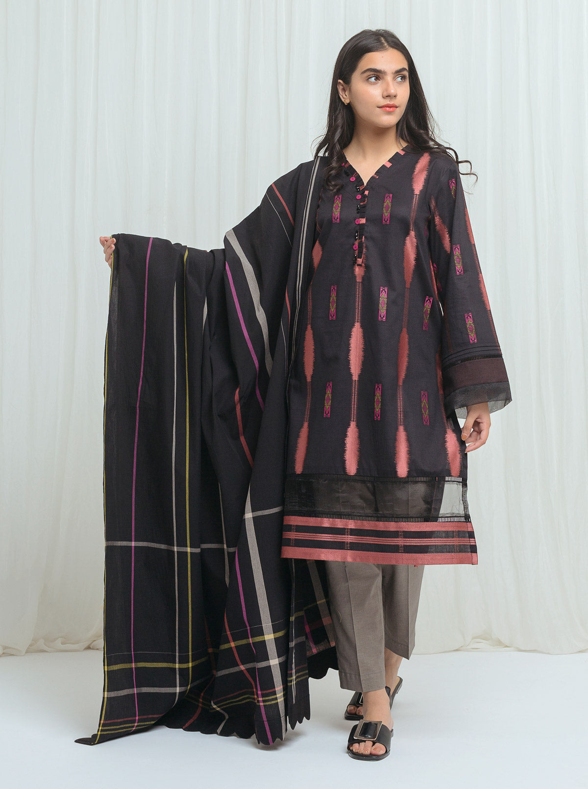 Beechtree - Black Mist-Jacquard-2P