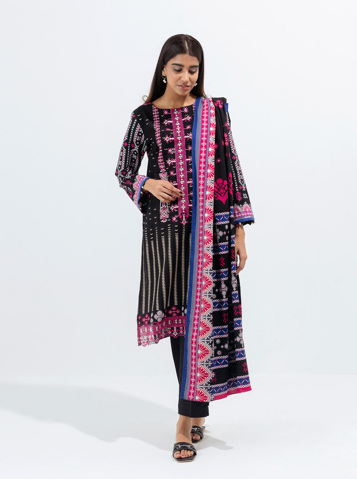 Beechtree - Black Aurora-Embroidered-3P