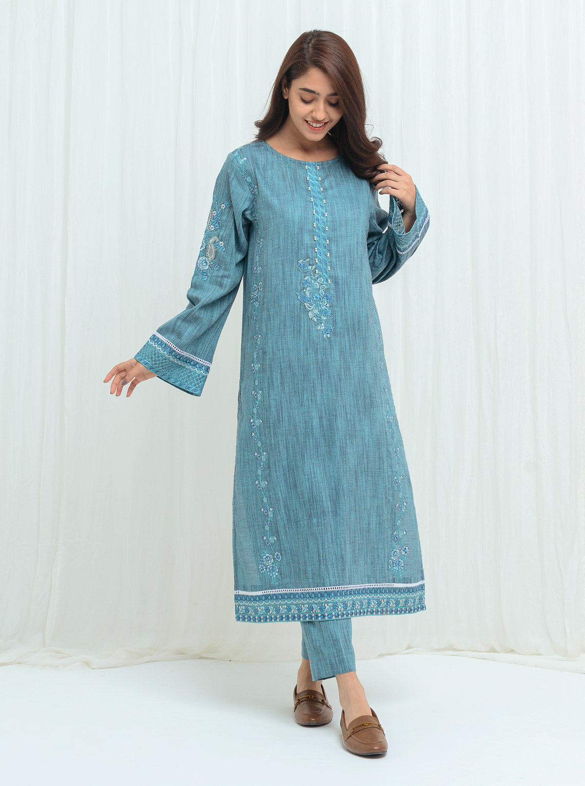 Beechtree - Caribbean  Blue - Embroidered - 2P