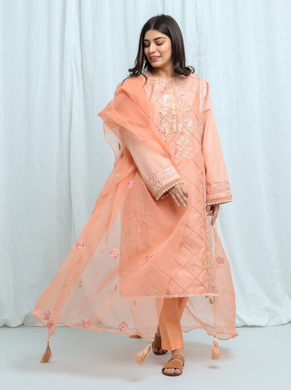 Beechtree - powder pastel-Embroidered-3P