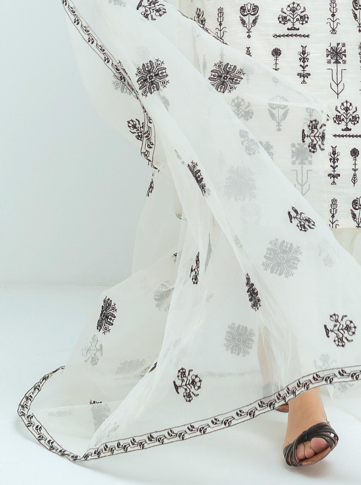 Beechtree - Embroidered Shirt With Dupatta