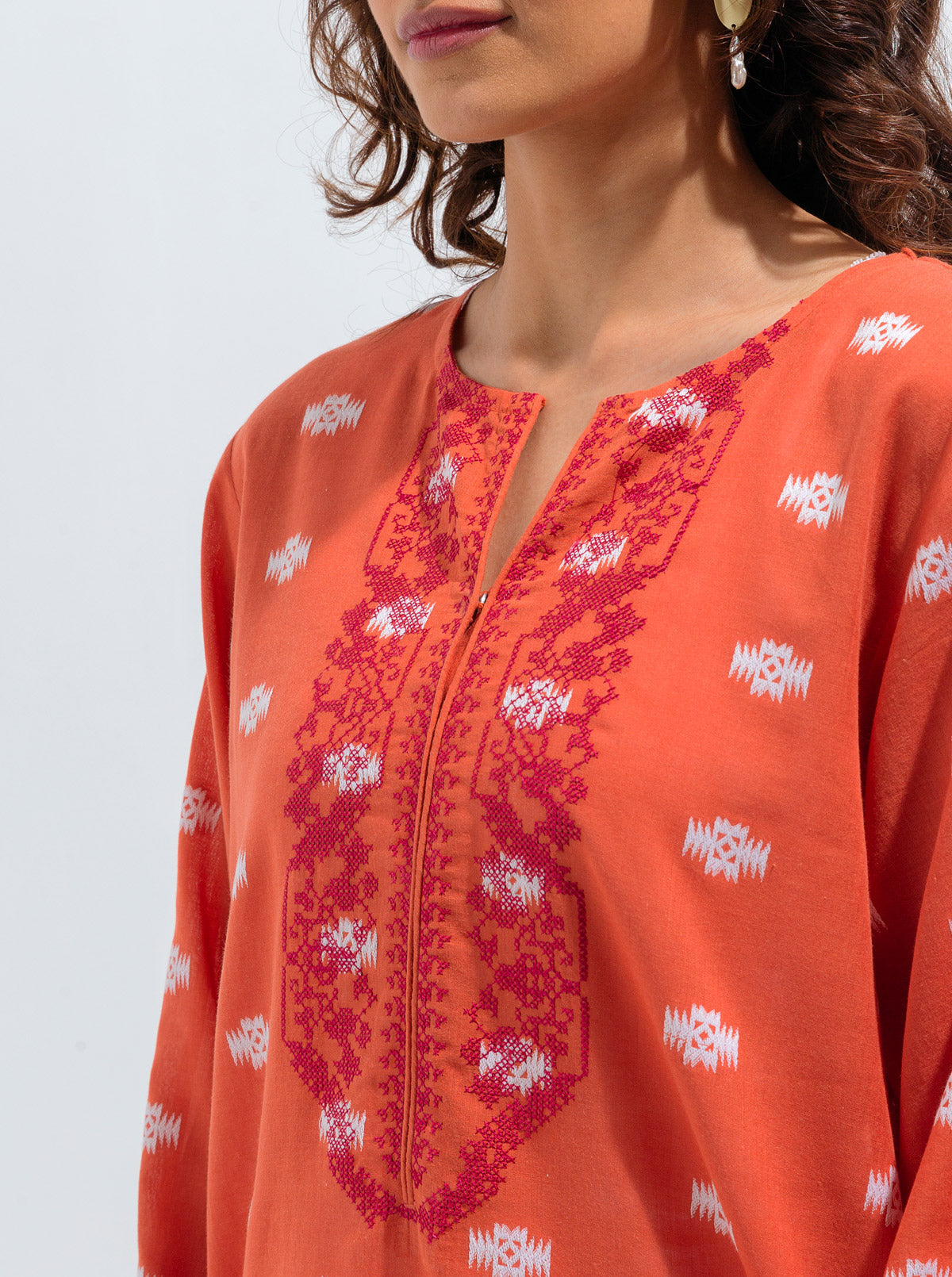 Beechtree - EMBROIDERED JACQUARD SHIRT (PRET)
