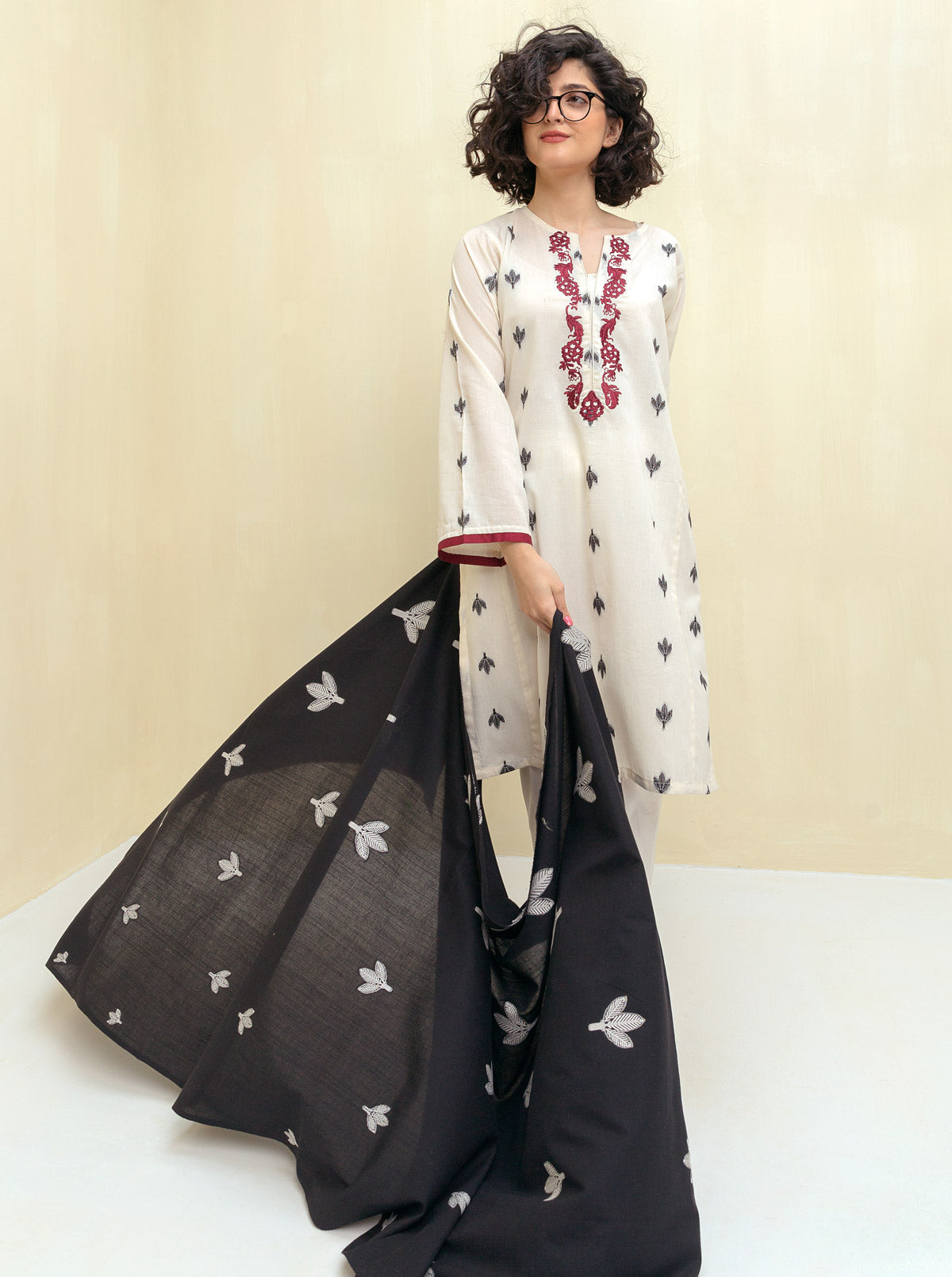 Beechtree - Embroidered Shirt With Dupatta