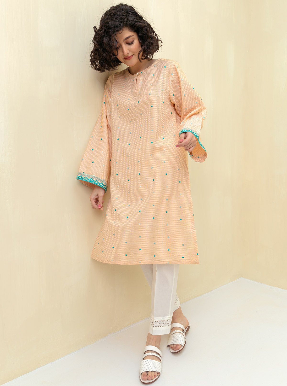 Beechtree - EMBROIDERED YARN DYED COTTON SHIRT (PRET)