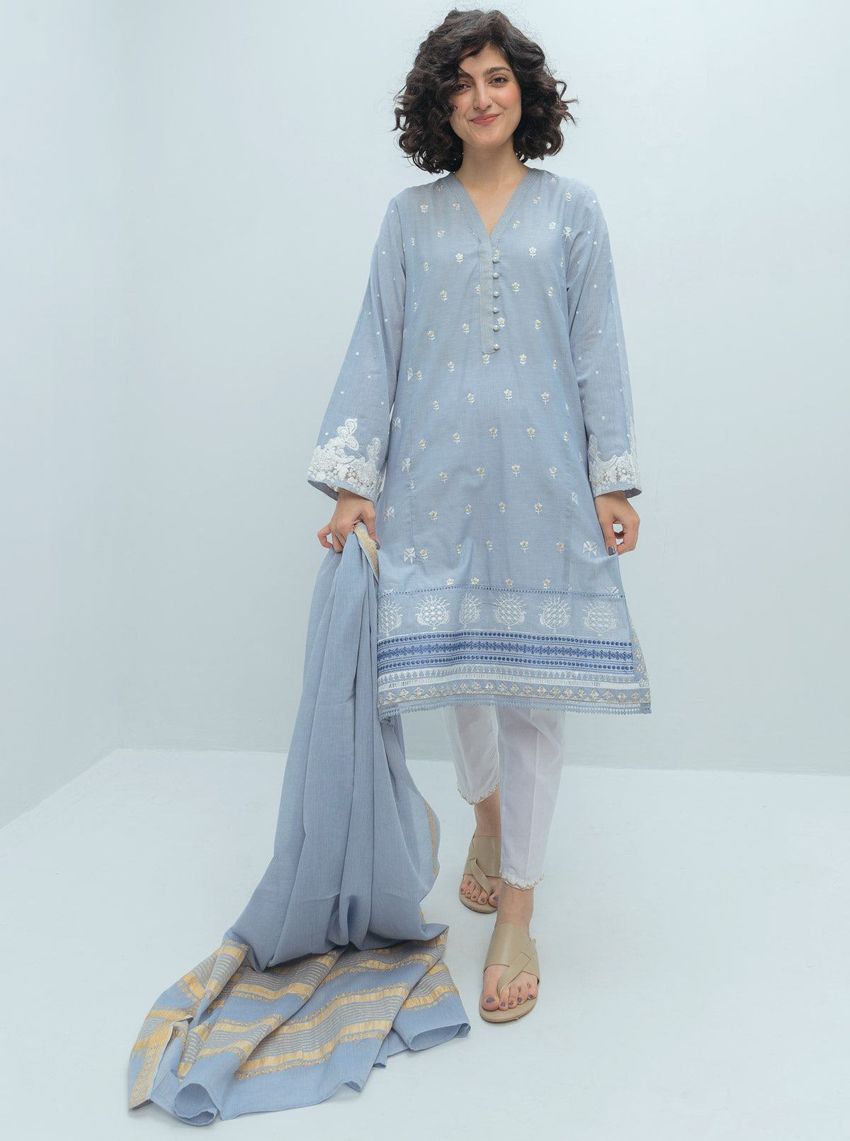 Beechtree - 2 PIECE EMBROIDERED CHAMBRAY SUIT (PRET)