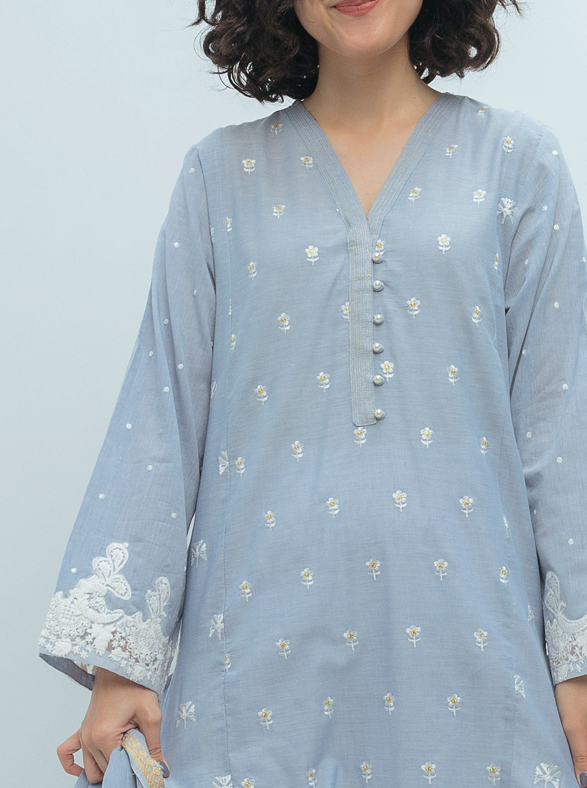 Beechtree - 2 PIECE EMBROIDERED CHAMBRAY SUIT (PRET)
