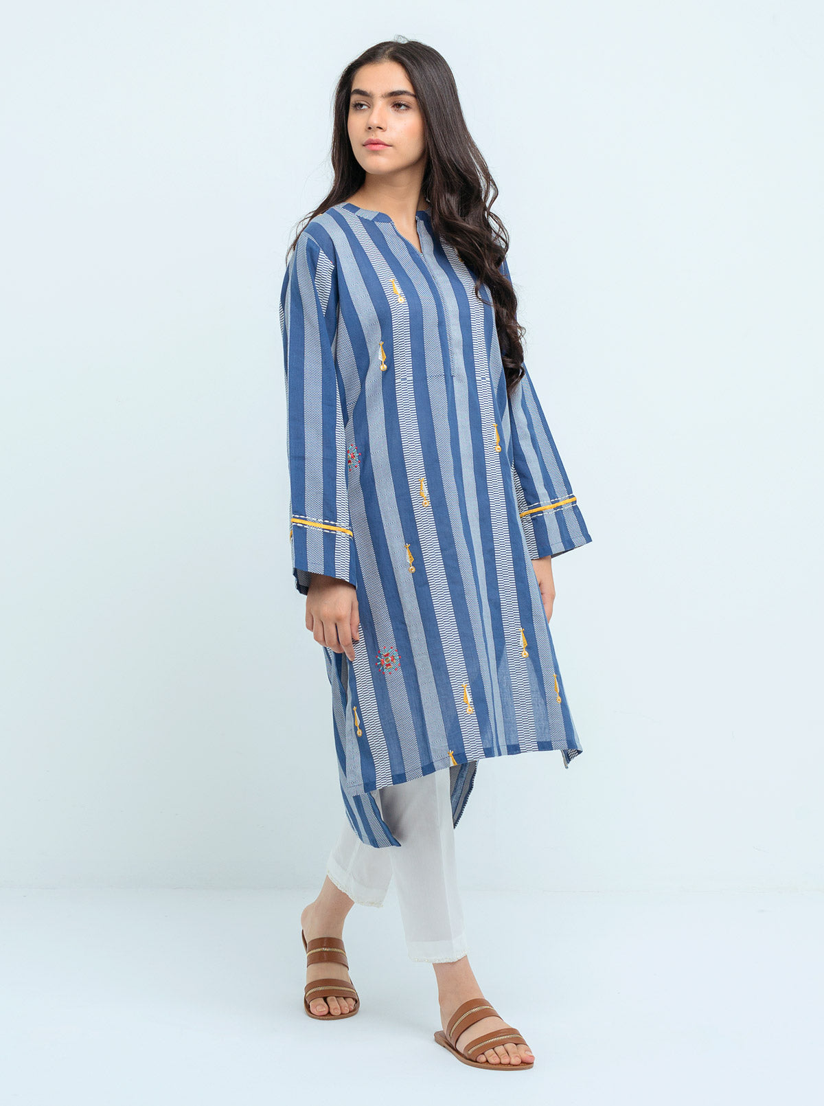 Beechtree - EMBROIDERED DOBBY HERRING BONE SHIRT (PRET)