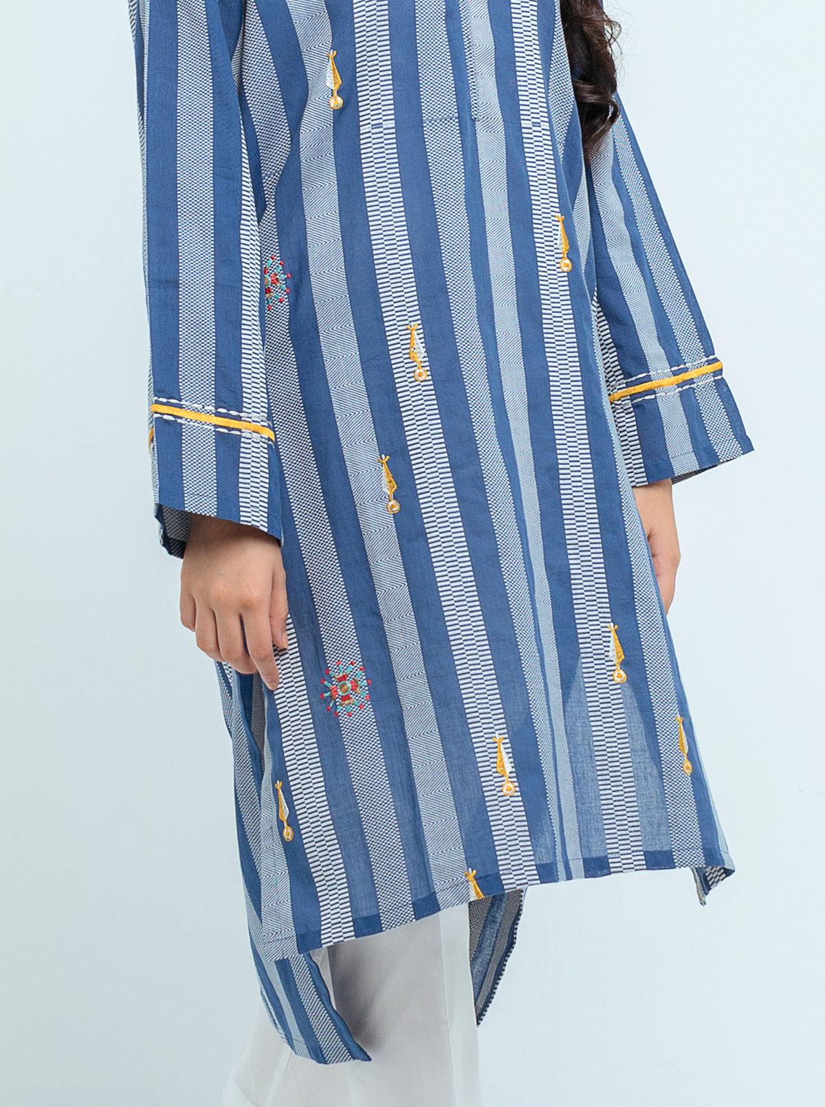 Beechtree - EMBROIDERED DOBBY HERRING BONE SHIRT (PRET)