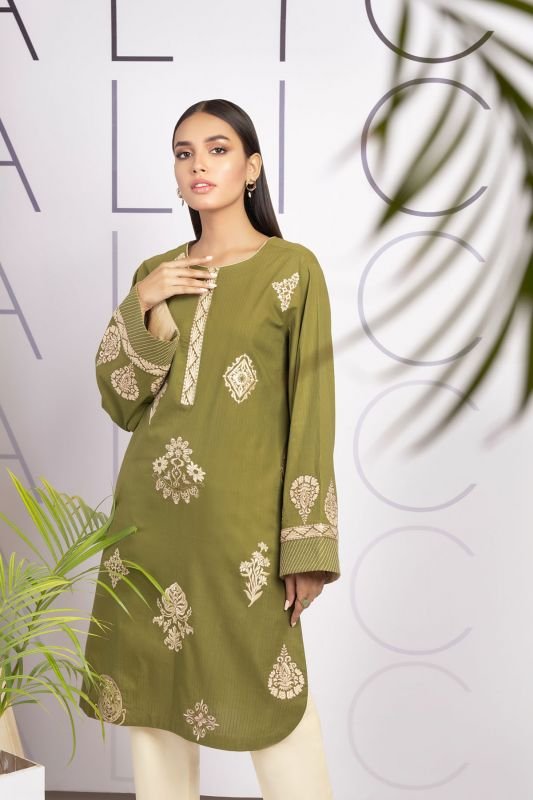 Dyed Embroidered Dobby Kurti