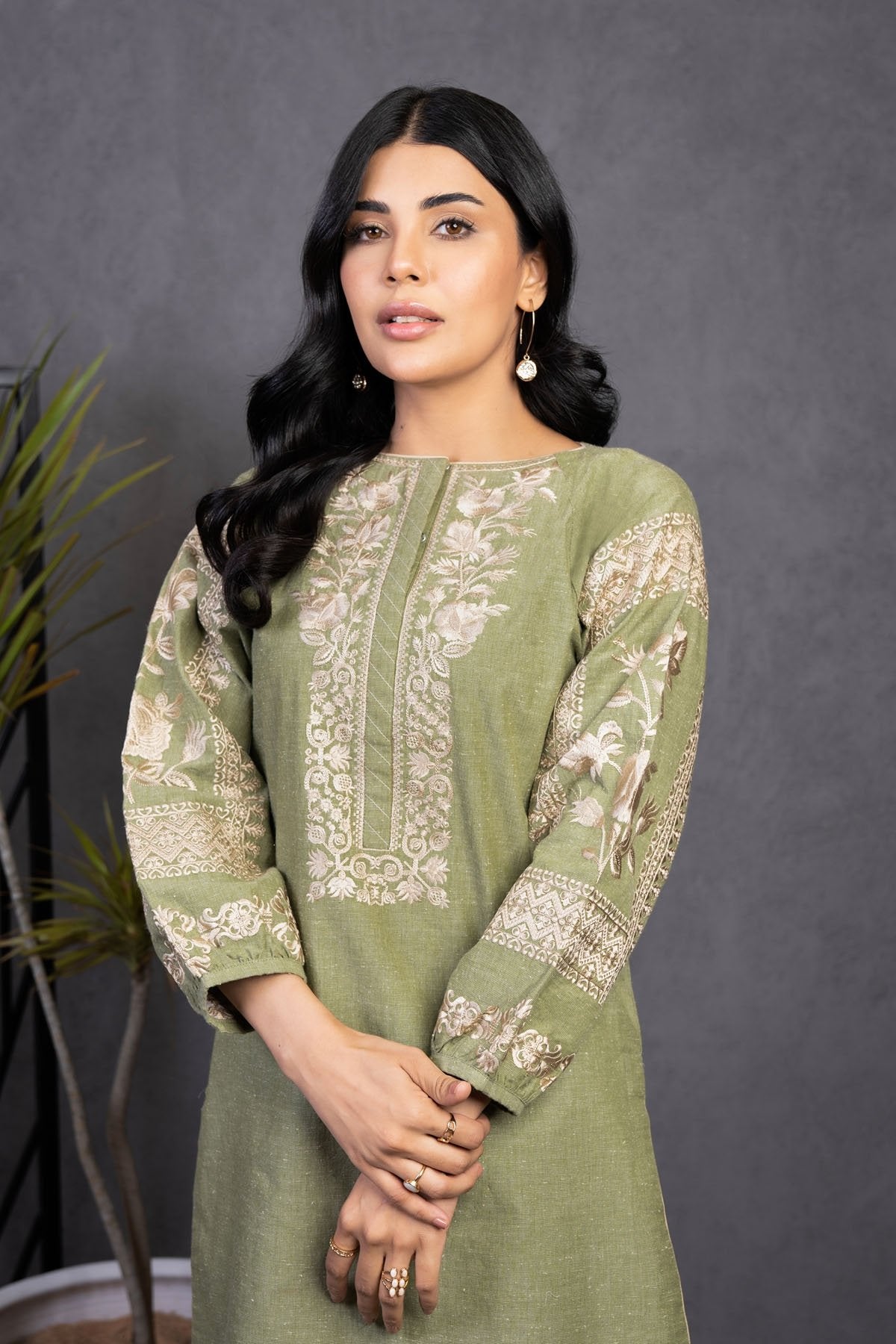Alkaram - Yarn Dyed Embroidered Kurti