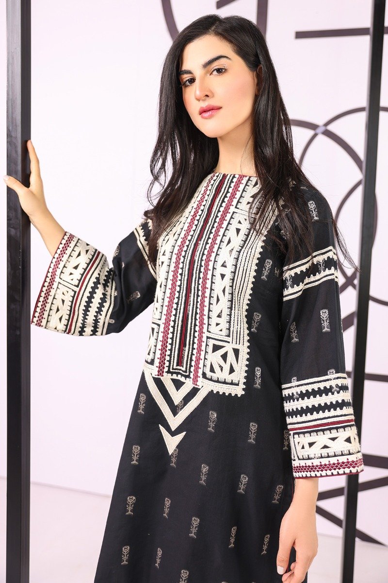 Alkaram - Dyed Embroidered Jacquard Kurti