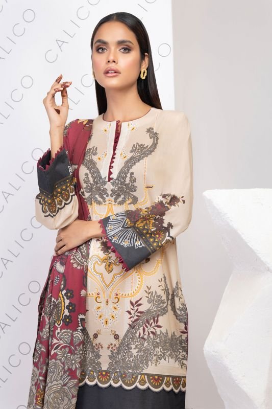 3 Pc Embroidered Lawn Suit