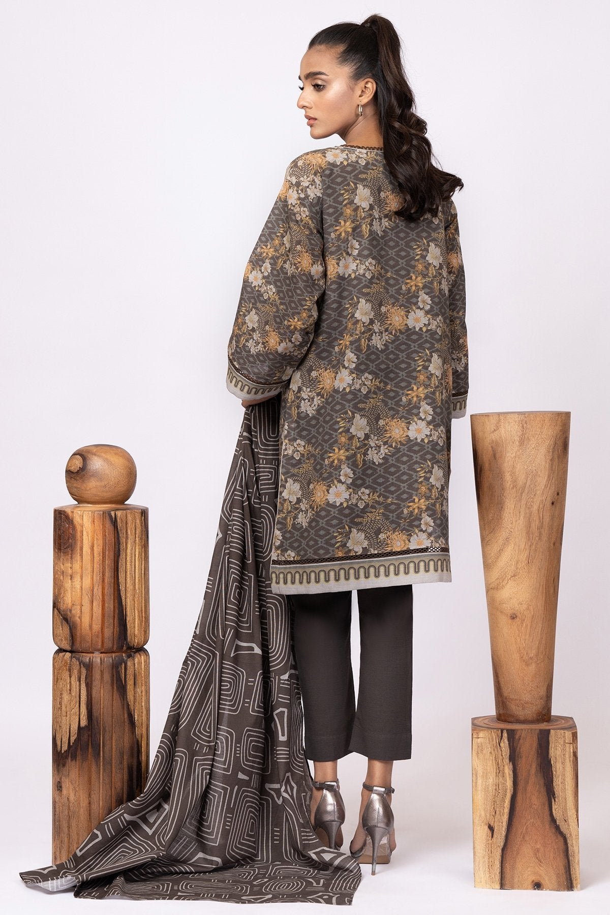 Alkaram - 3 Pc Printed Khaddar Suit