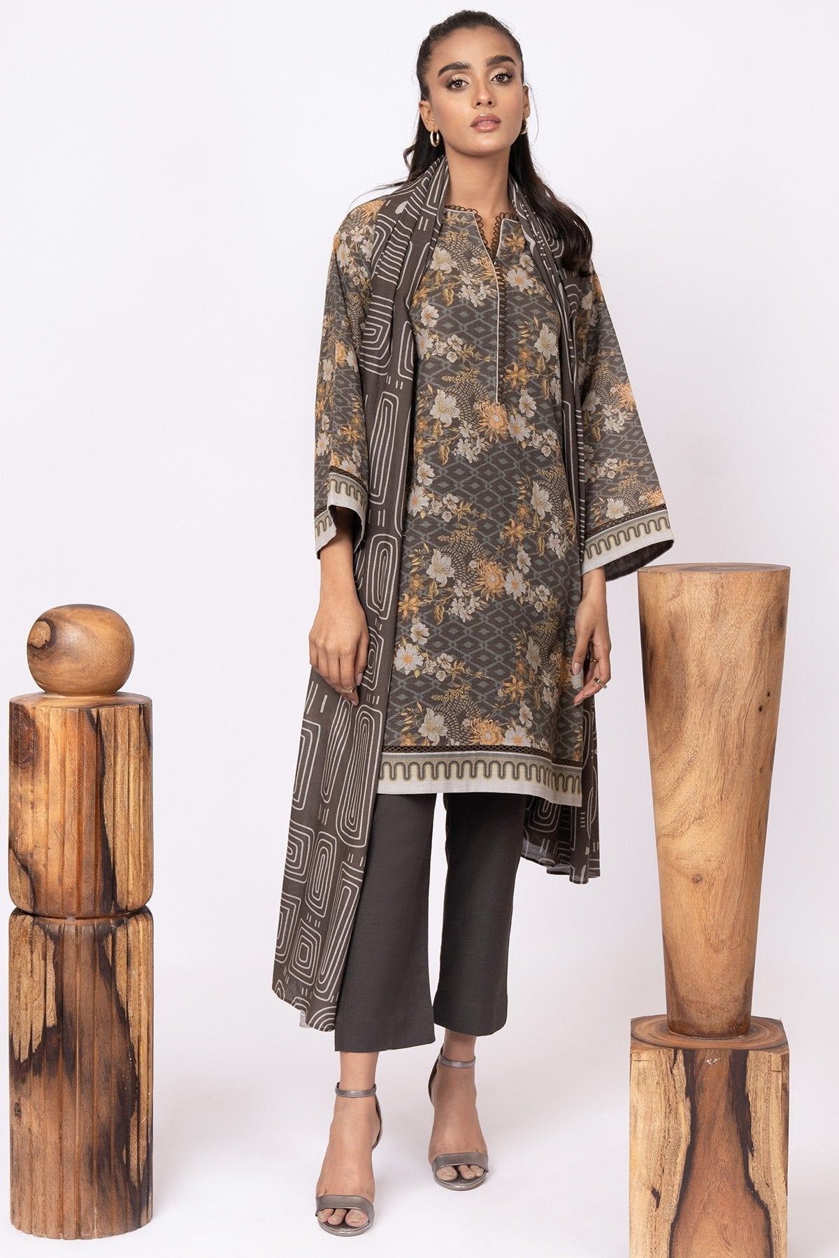 Alkaram - 3 Pc Printed Khaddar Suit