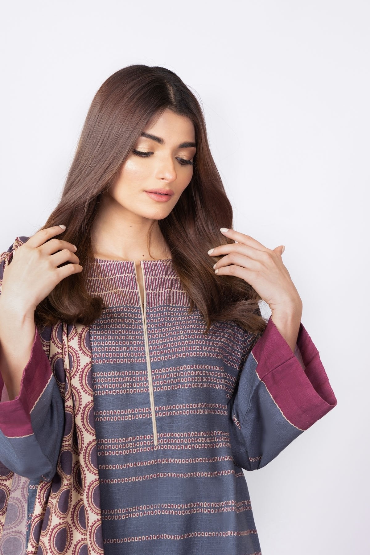 Alkaram - 3 Pc Printed Khaddar Suit