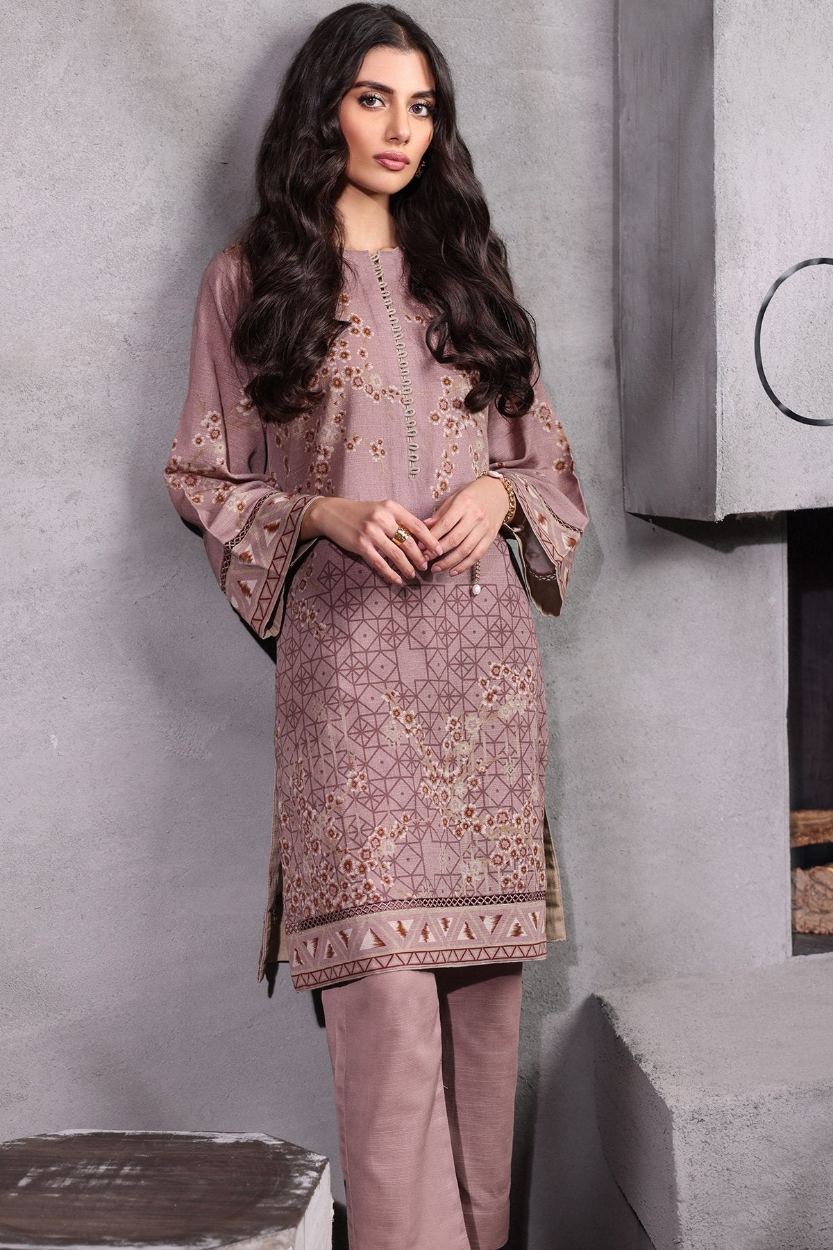 Alkaram - 2 Pc Printed Khaddar Suit