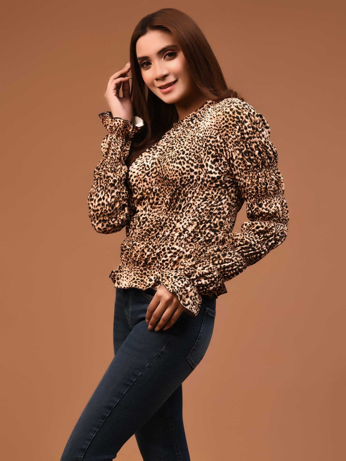 Limelight - Ruched Top