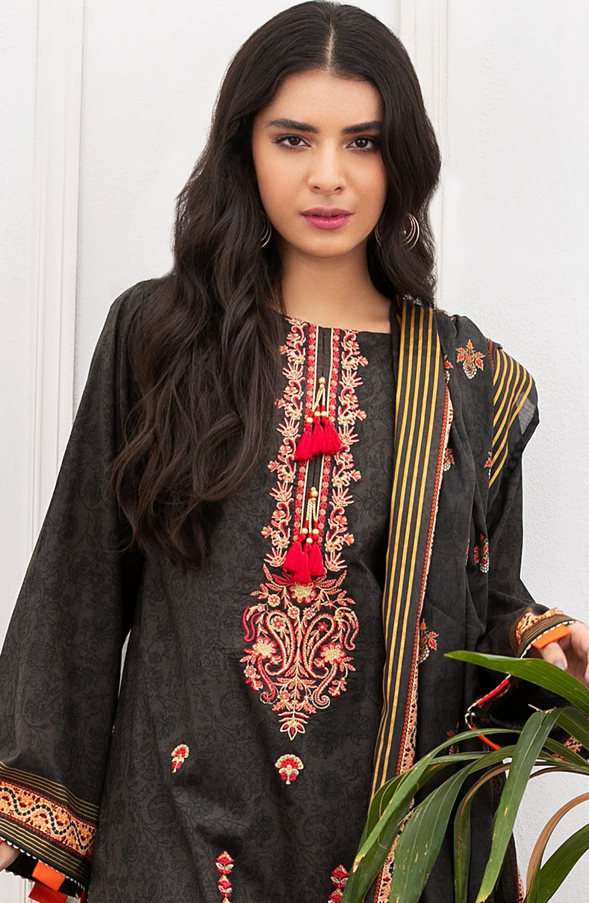 Orient - Unstitched 3 Piece Embroidered Lawn Suit
