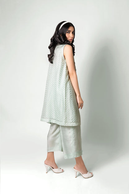 Ayesha Naveed - Irish mint