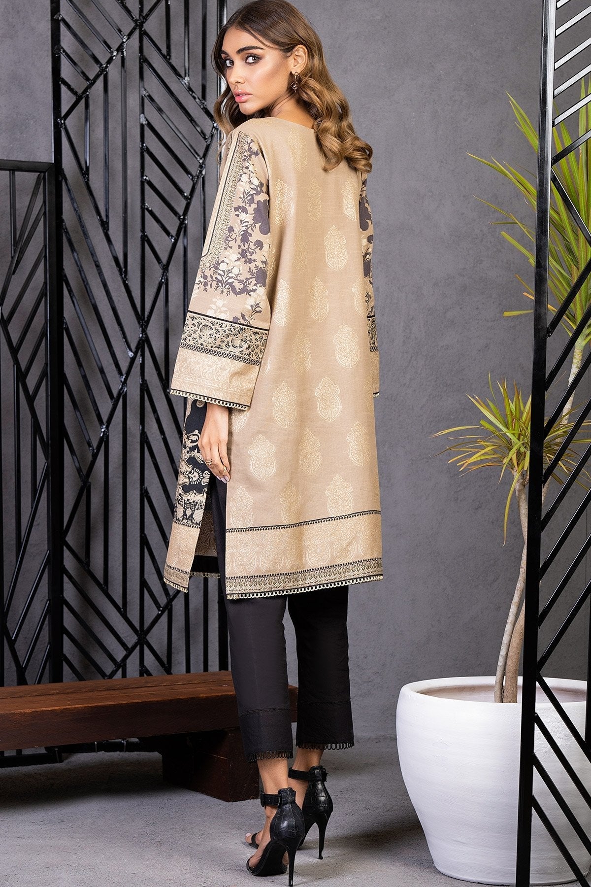 Alkaram - Khaddar Kurti