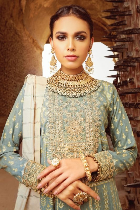 3 Pc Embroidered Suit With Jaqcuard Dupatta