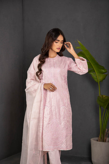 Alkaram - 3 Pc Textured Outfit