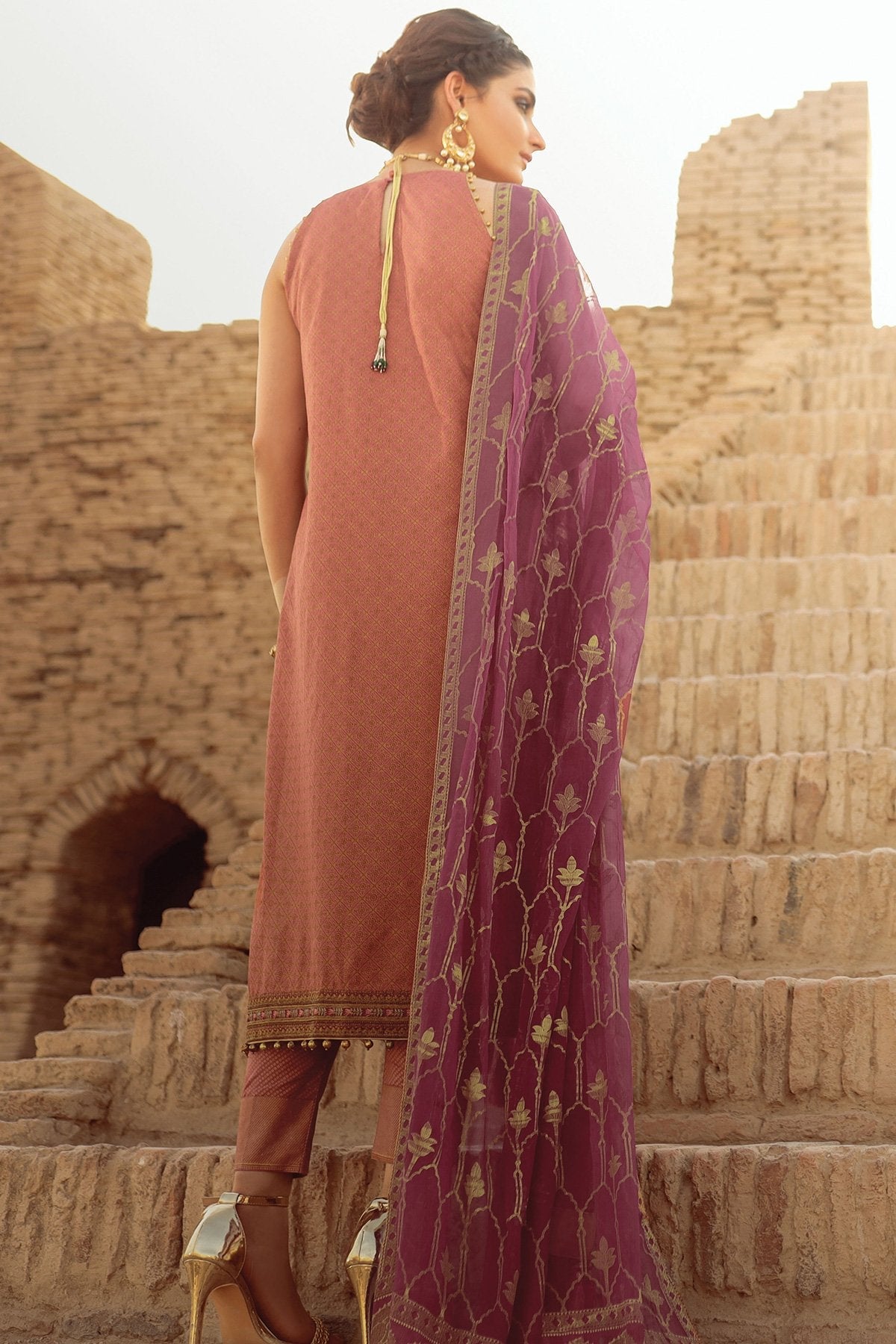Alkaram - 3 Pc Embroidered Suit With Chiffon Dupatta