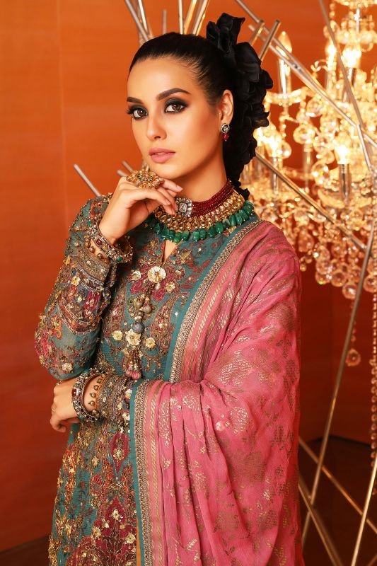 4 Pc Embroidered Suit With Printed Chiffon Dupatta