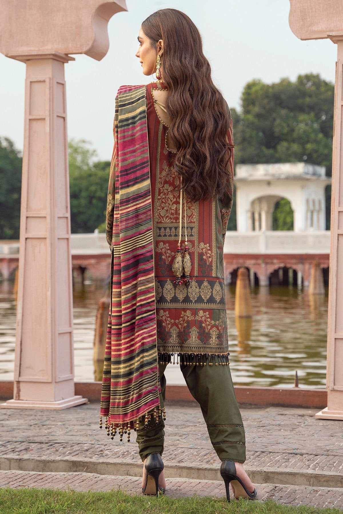 Alkaram - 3 Pc Printed Jacquard Suit With Cotton Silk Dupatta