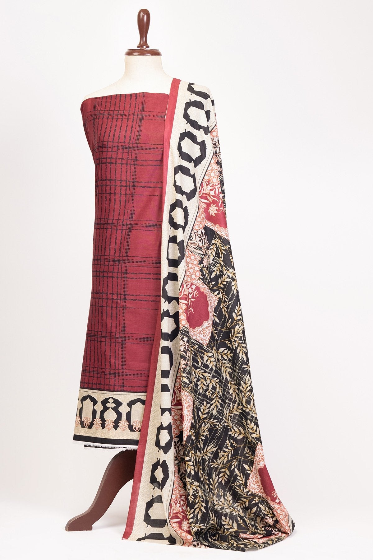 Alkaram - 3 Pc Printed Lawn Suit With Printed Lawn Dupatta