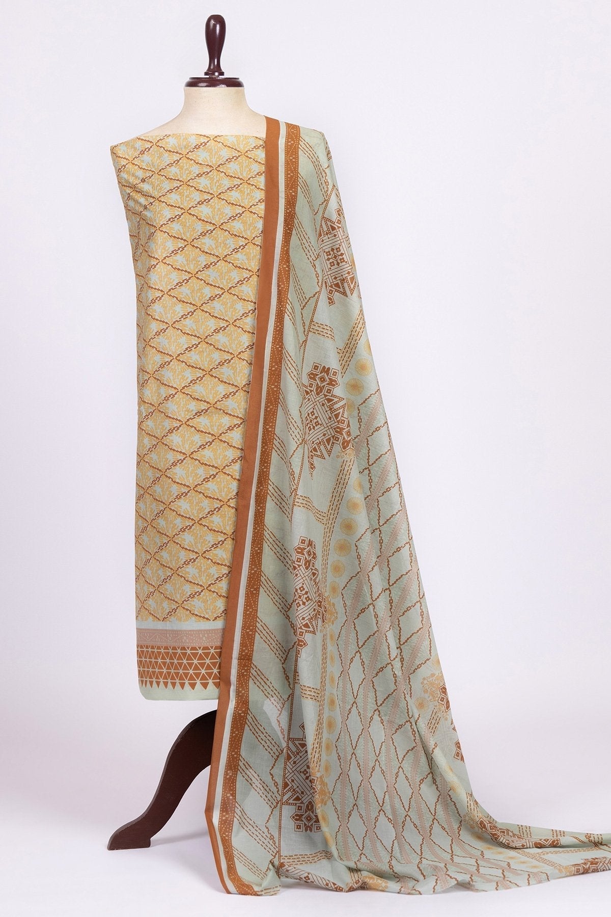 3 Pc Printed Lawn Suit With Printed Lawn Dupatta