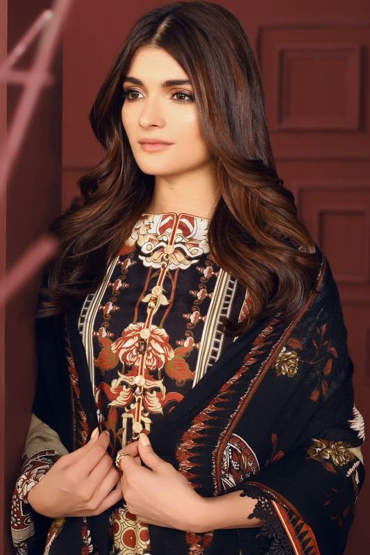 Three Piece Printed Twill Viscose Suit With Printed Shawl
