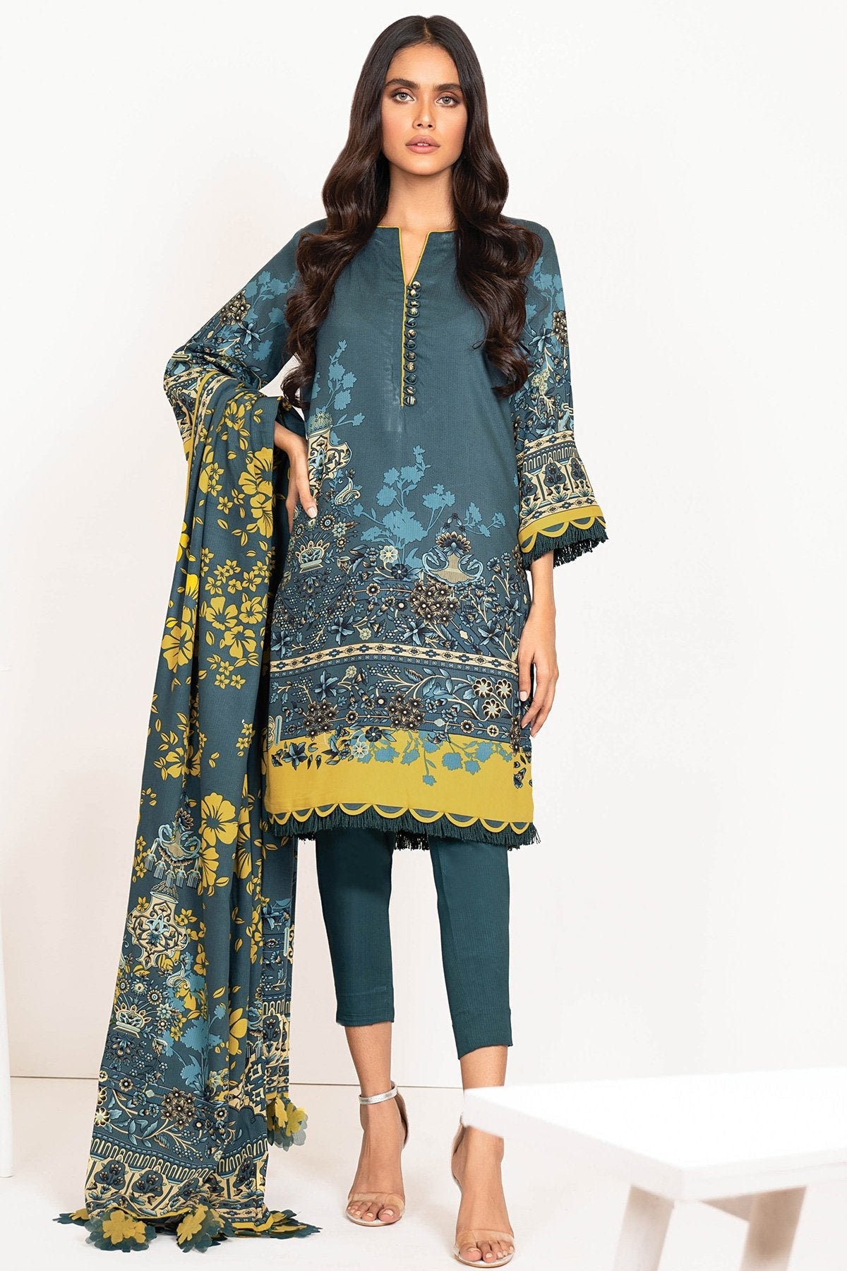 Alkaram - 3 Pc Printed Lawn Suit With Printed Dupatta