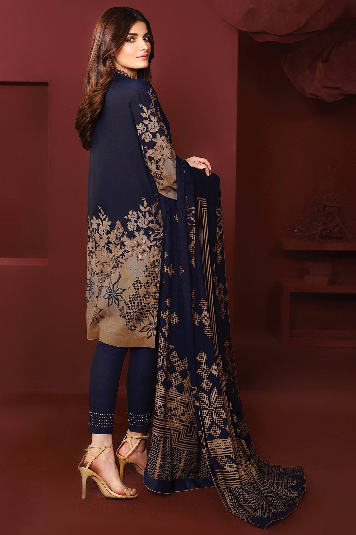 Alkaram - Three Piece Printed Plain Viscose Suit With Printed Plain Viscose Dupatta