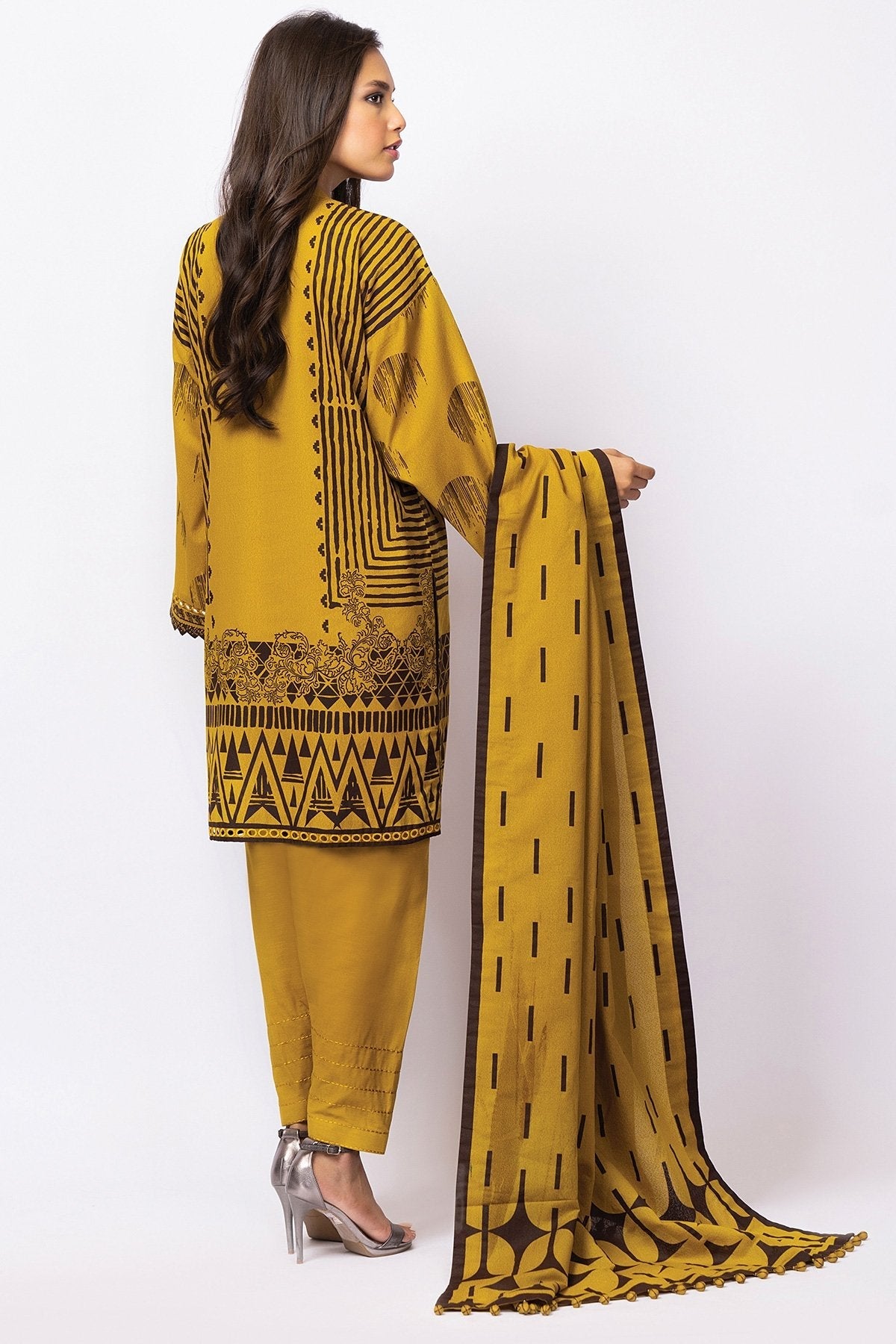 Alkaram - 3 Pc Embroidered Karandi Suit With Karandi Dupatta