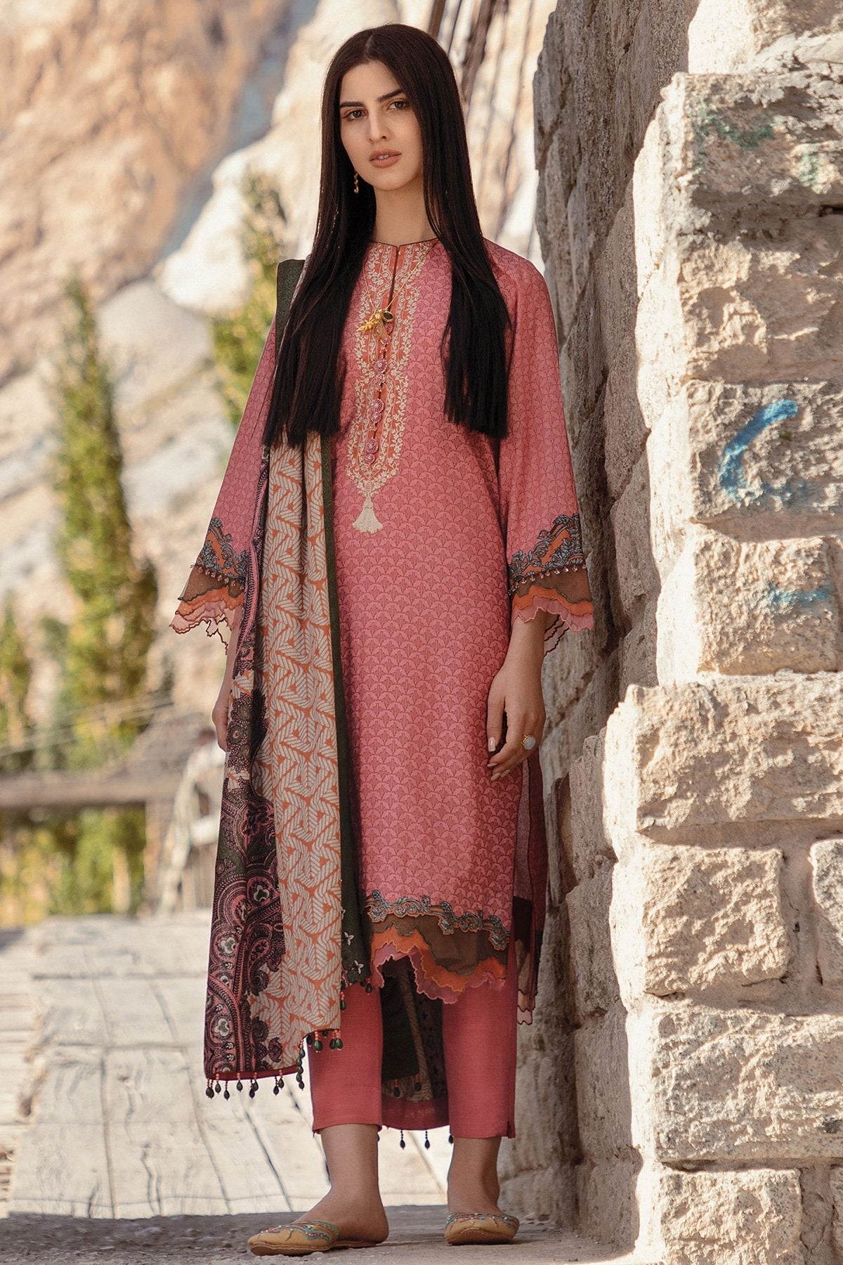Alkaram - 3 Pc Embroidered Karandi Suit With Karandi Dupatta