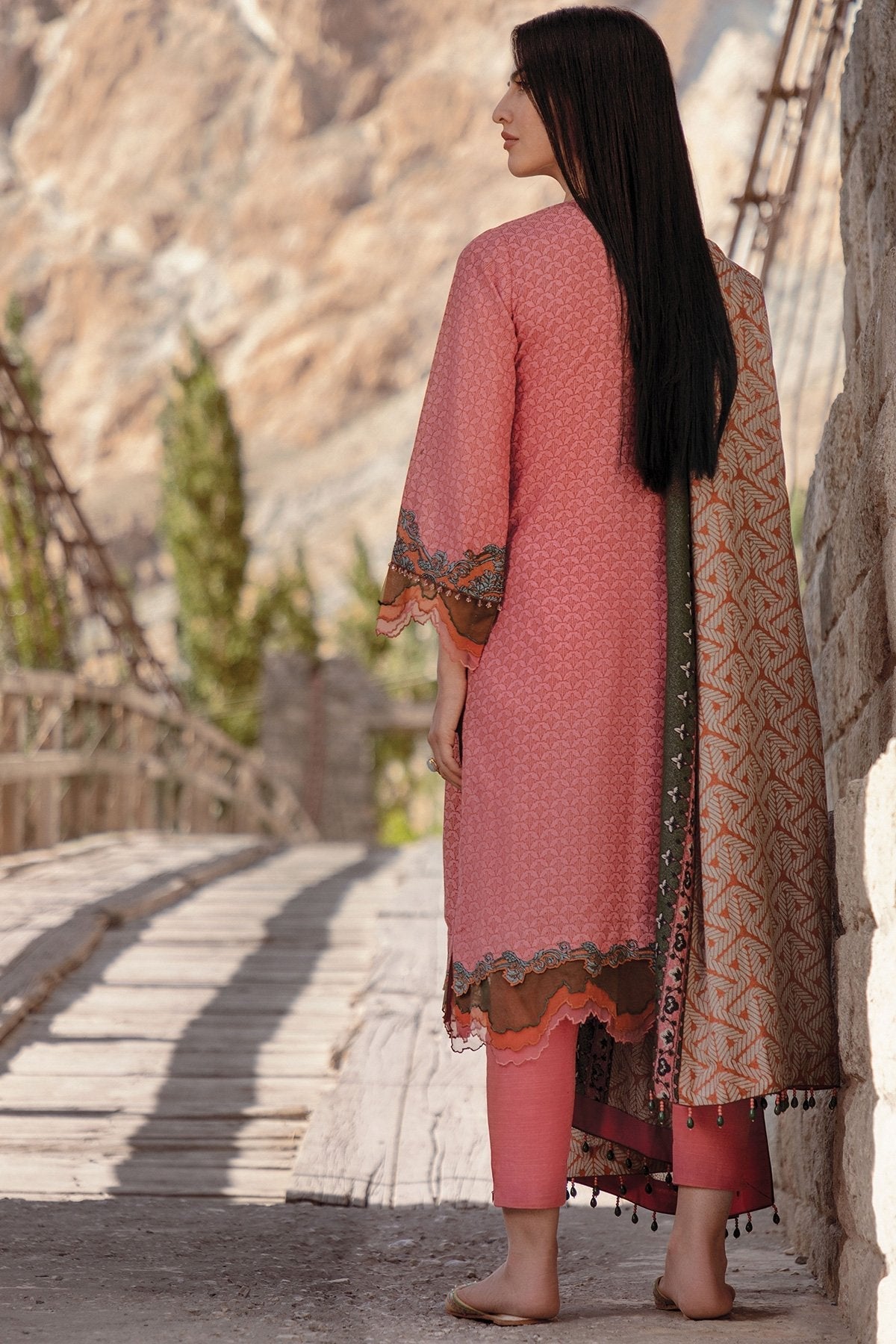 Alkaram - 3 Pc Embroidered Karandi Suit With Karandi Dupatta