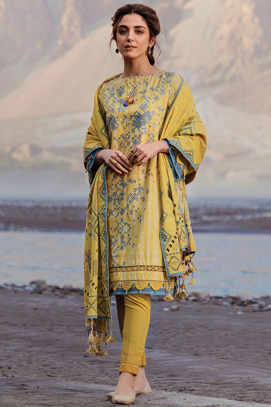 3 Pc Embroidered Khaddar Suit With Khaddar Dupatta