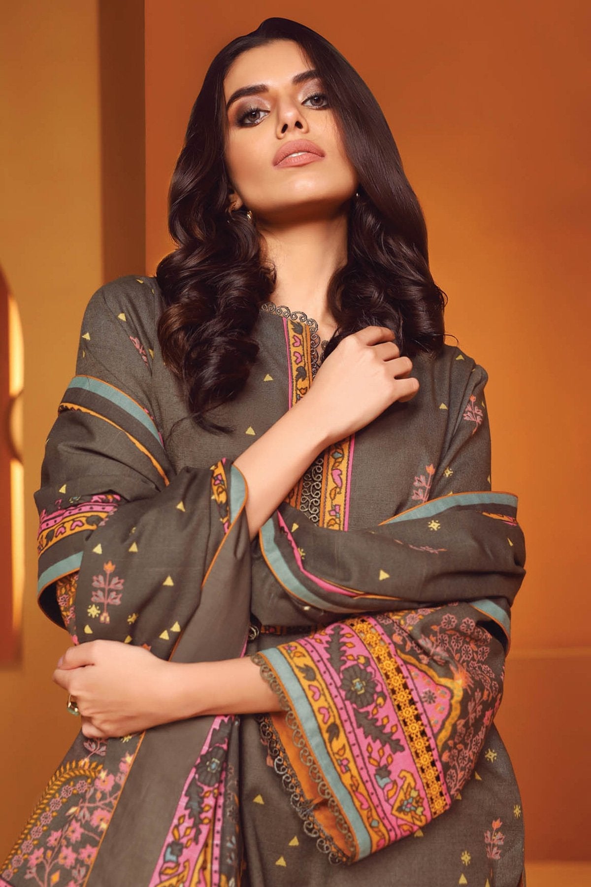 Alkaram - 3 Pc Printed Lawn Suit With Printed Dupatta