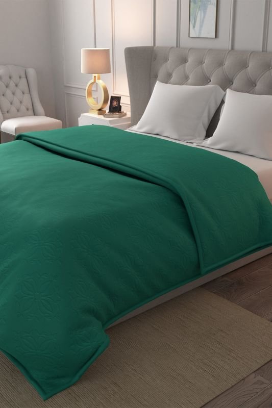 Dyed Cotton Jacquard Matelass Bedspread